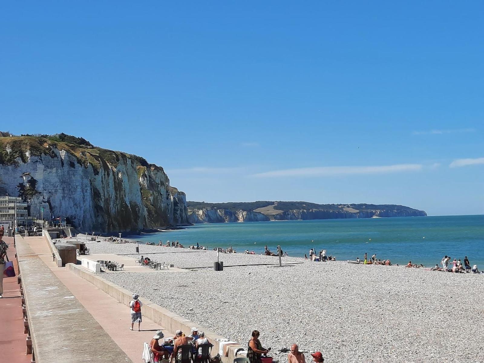 Le Calme Au Centre-Ville Dans Une Cour Interieure, Avec Place De Parking Privee Dieppe Luaran gambar